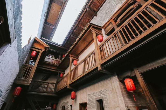 满堂大围内部
